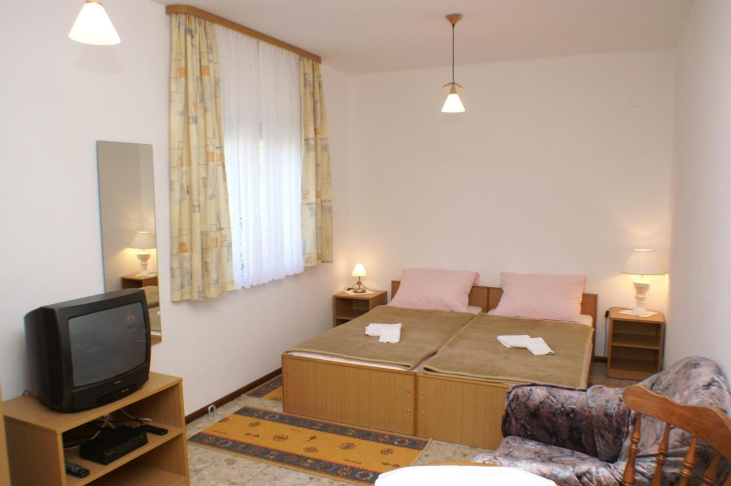 Apartments By The Sea Orebic, Peljesac - 4496 外观 照片